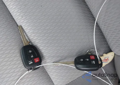 2016 Toyota Corolla Le z USA, uszkodzony, nr VIN 2T1BURHE7GC690962